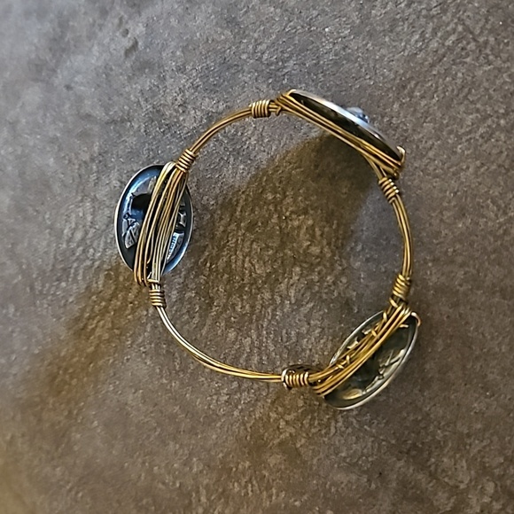 ARTISAN CH Rustic Equestrian Horse Coin Wire Wrapped Bracelet - Picture 6 of 8